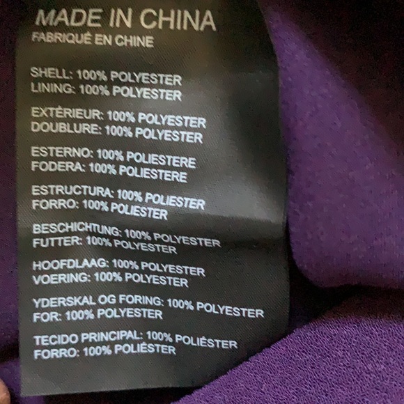 SOLD Club Monaco Crepe Skirt with Scallop detail size 0 - Picture 9 of 9